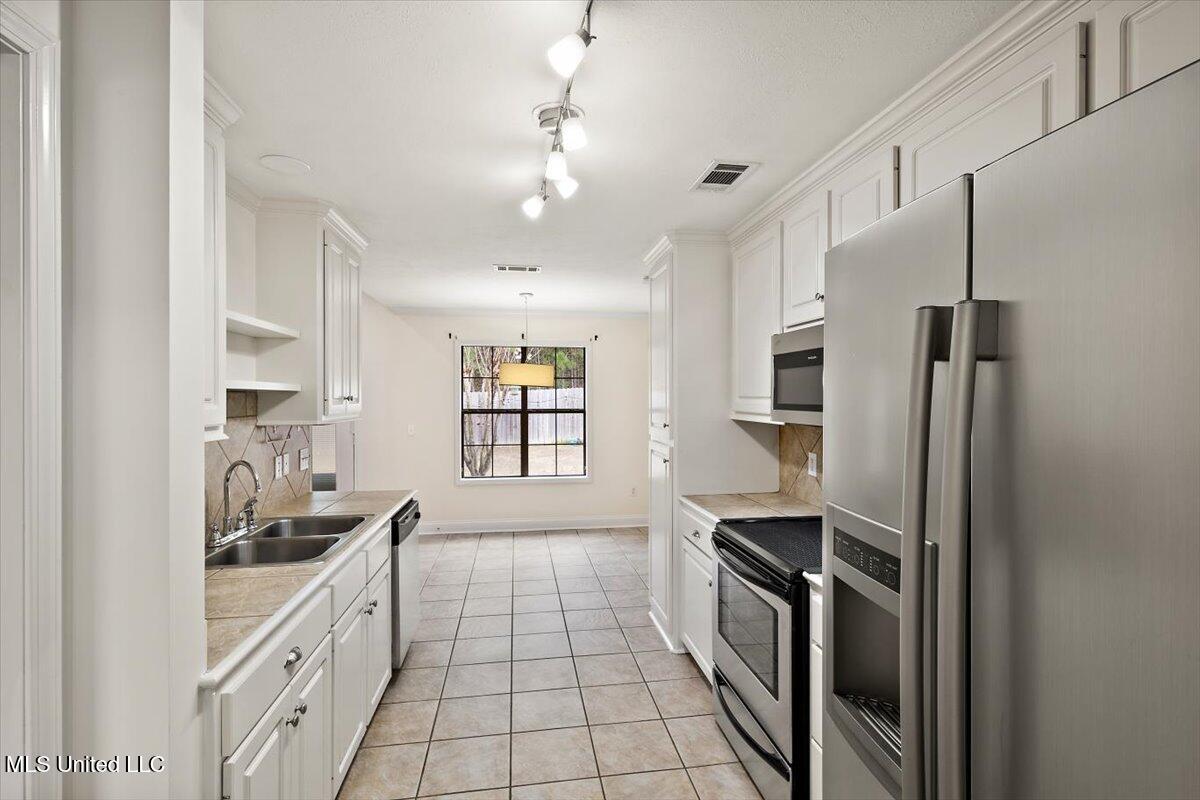 244 Ashton Way Brandon, MS 39047 - Photo 13 of 27 13-HTP_5838