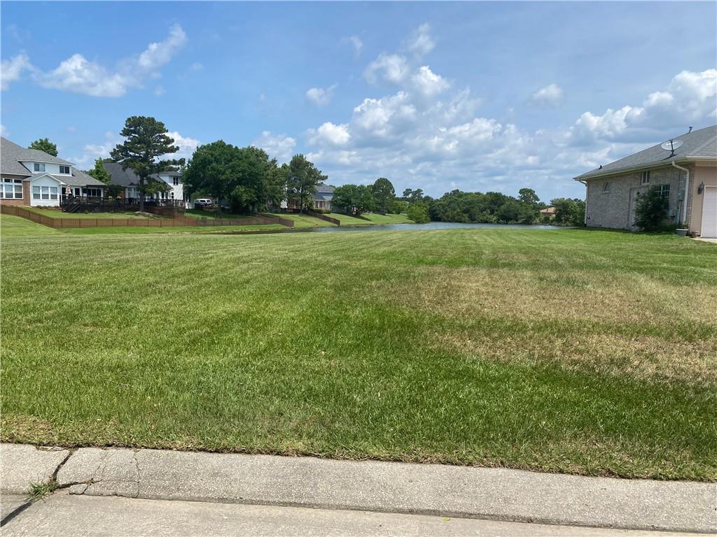 28 Oak Tree Drive Slidell, LA 70458 - Photo 2 of 9