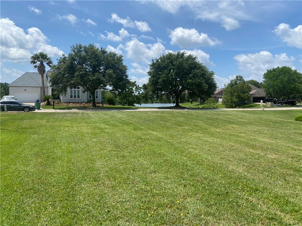 28 Oak Tree Drive Slidell, LA 70458 - Photo 4 of 9