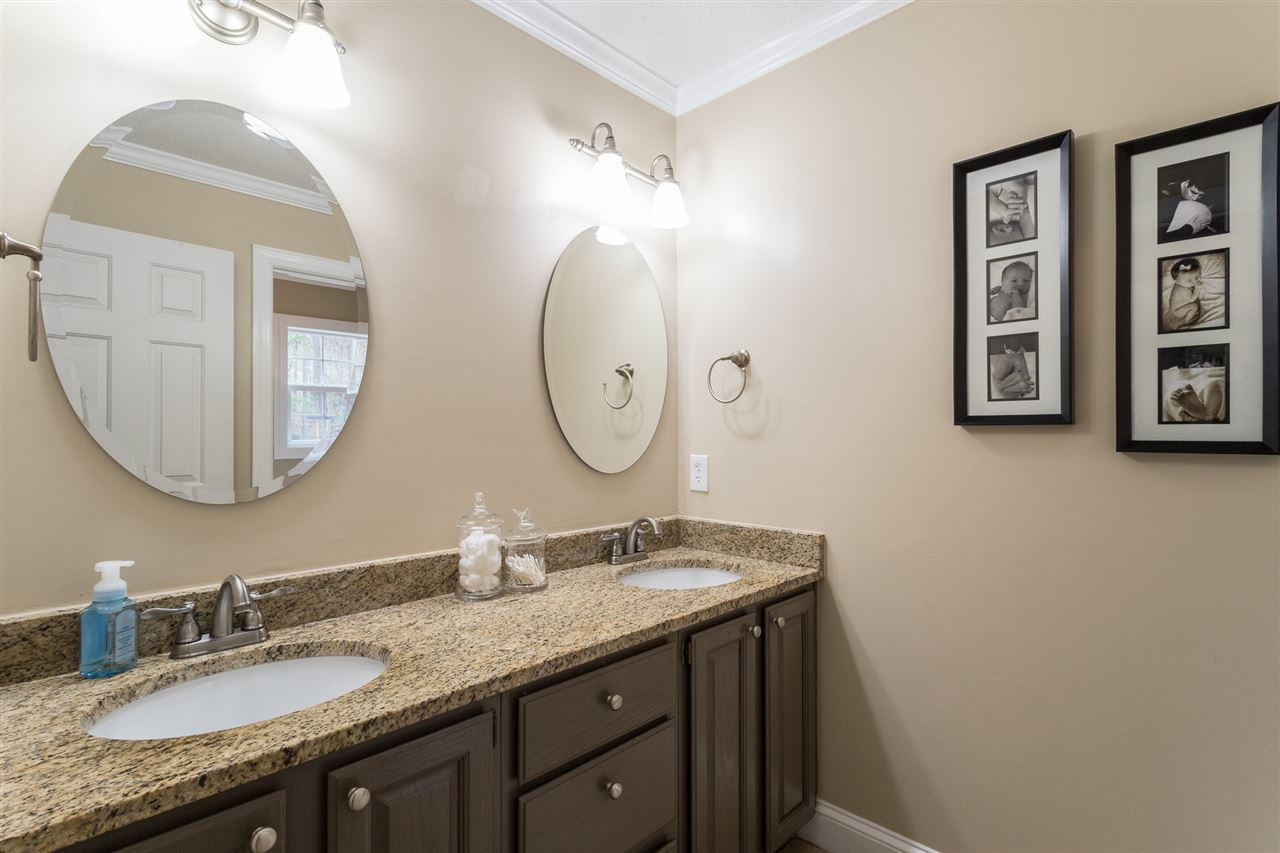 11900 Pembridge Lane Raleigh, NC 27613 - Photo 17 of 30 Photo 17