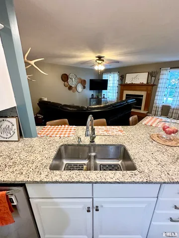 $167,500 | 322 East South Street, Virginia, IL 62691