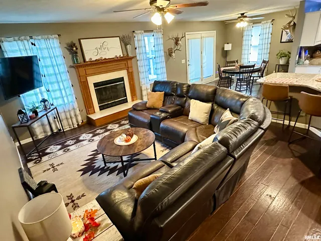 $167,500 | 322 East South Street, Virginia, IL 62691