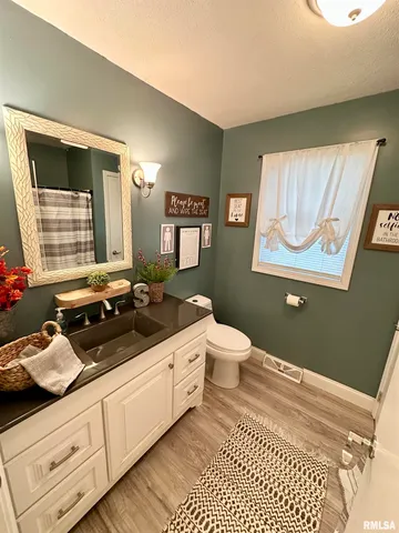 $167,500 | 322 East South Street, Virginia, IL 62691