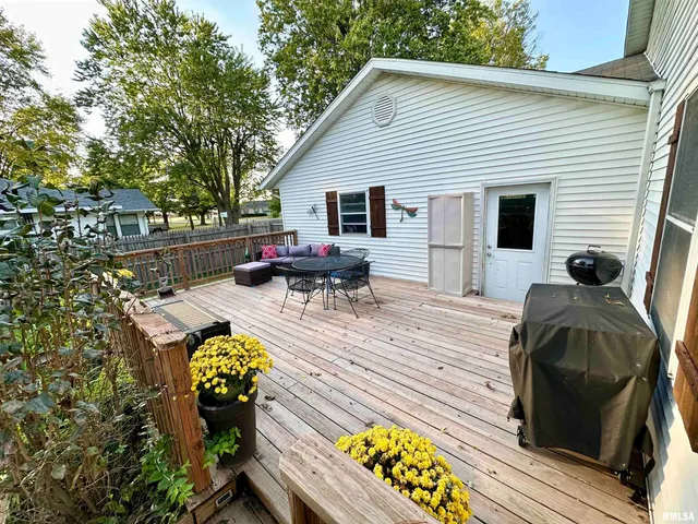 $167,500 | 322 East South Street, Virginia, IL 62691