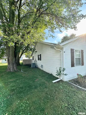 $167,500 | 322 East South Street, Virginia, IL 62691