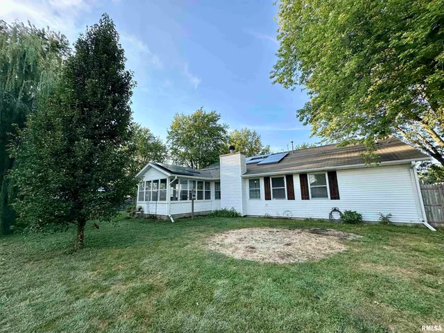 $167,500 | 322 East South Street, Virginia, IL 62691