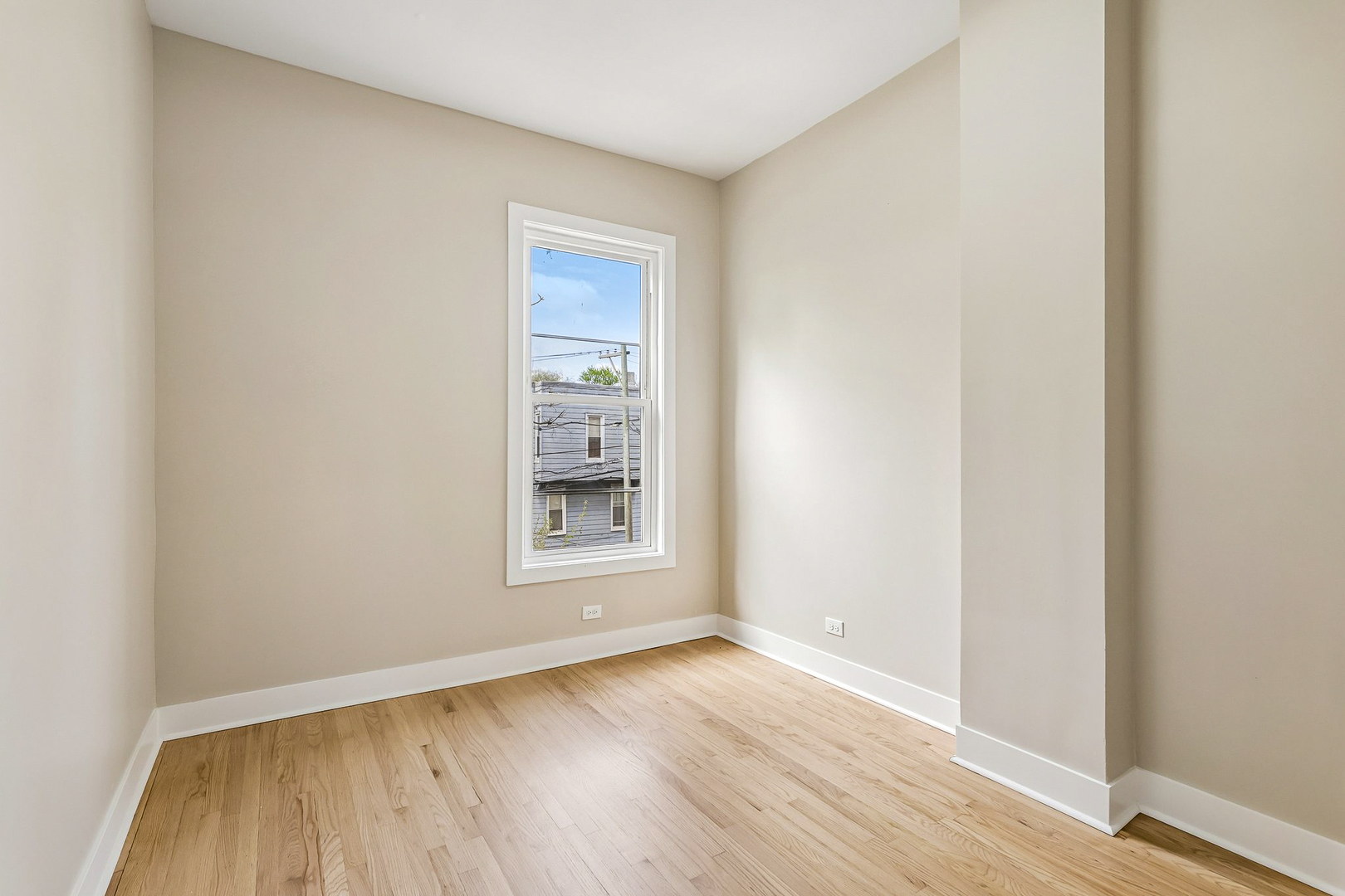 4351 West Maypole Avenue Chicago, IL 60624 - Photo 14 of 35