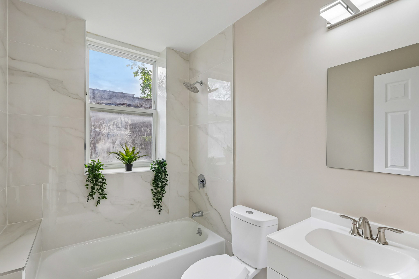 4351 West Maypole Avenue Chicago, IL 60624 - Photo 18 of 35
