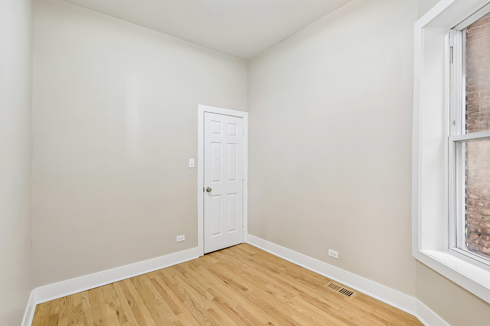 4351 West Maypole Avenue Chicago, IL 60624 - Photo 29 of 35