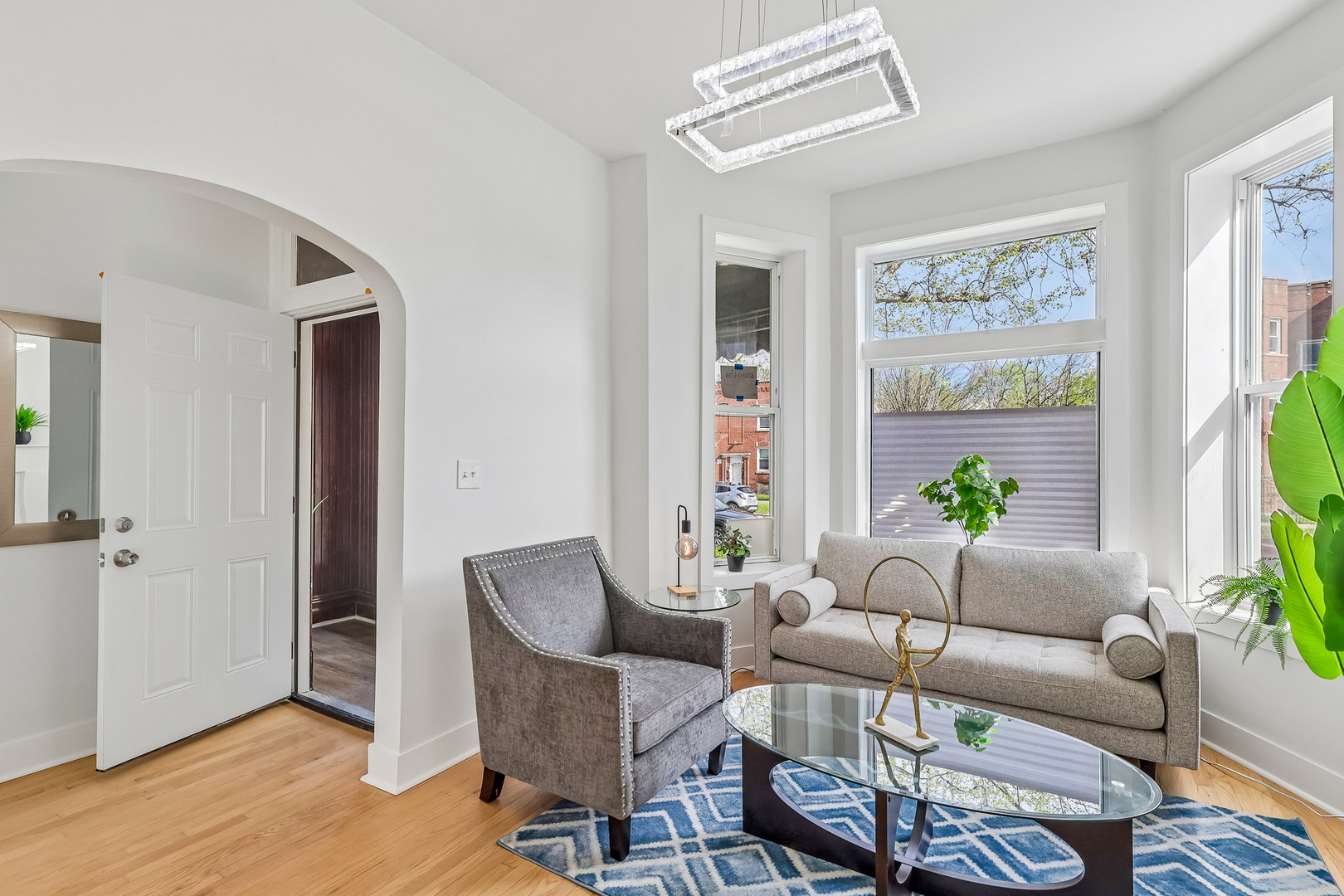 4351 West Maypole Avenue Chicago, IL 60624 - Photo 3 of 35