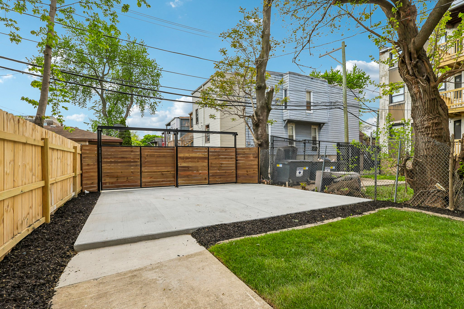 4351 West Maypole Avenue Chicago, IL 60624 - Photo 32 of 35