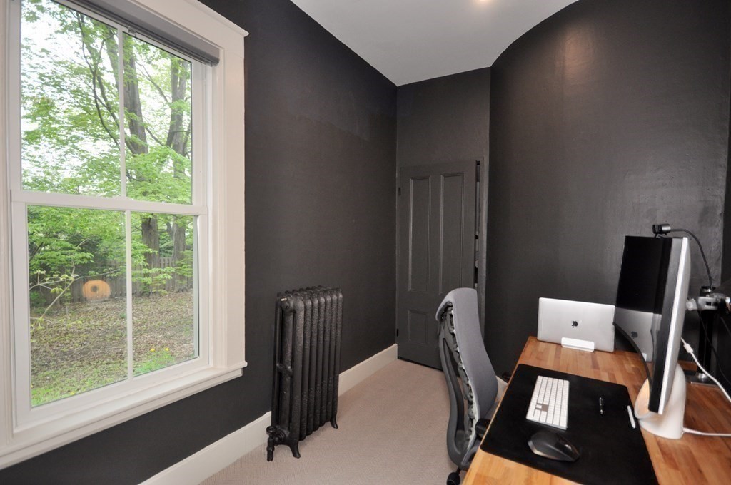 245 Raymond Road Sudbury, MA 01776 - Photo 13 of 29 Gallery Image 13