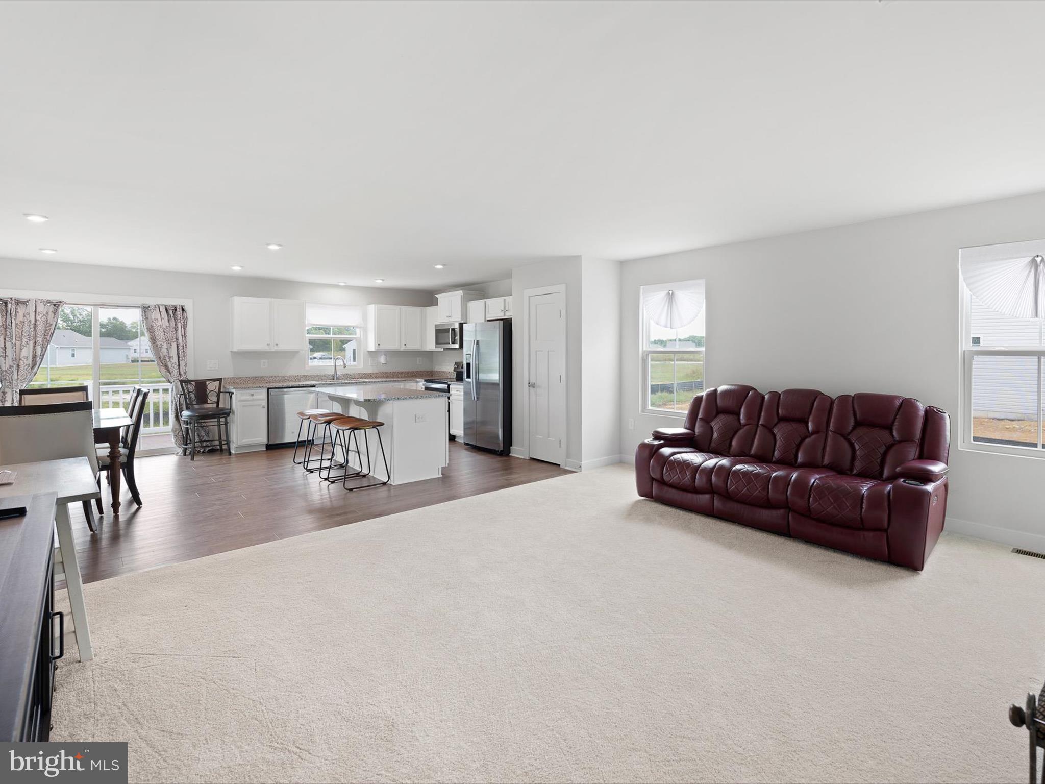 258 Alezach Drive Dover, DE 19901 - Photo 11 of 40 Family Room