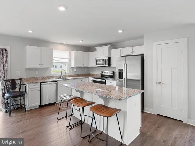 $375,000 | 258 Alezach Drive, Dover, DE 19901