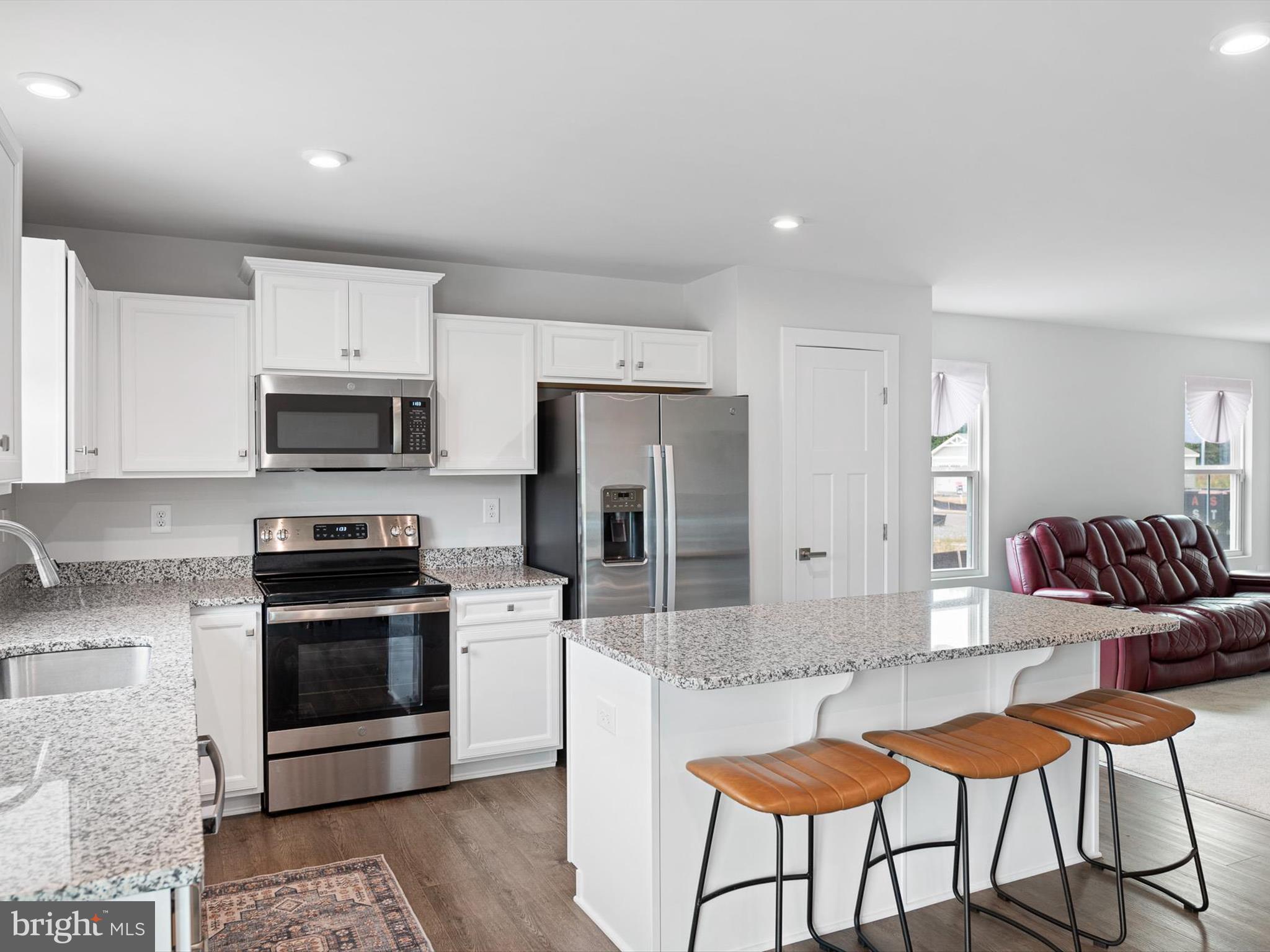 258 Alezach Drive Dover, DE 19901 - Photo 20 of 40 Gourmet Kitchen