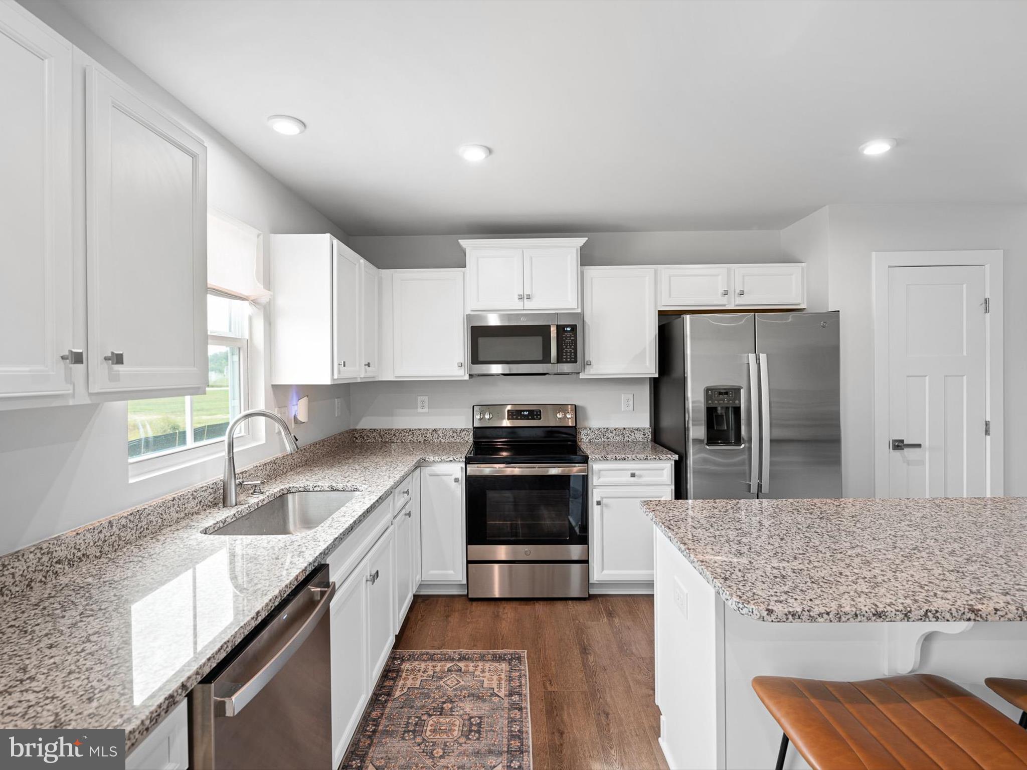 258 Alezach Drive Dover, DE 19901 - Photo 21 of 40 Gourmet Kitchen