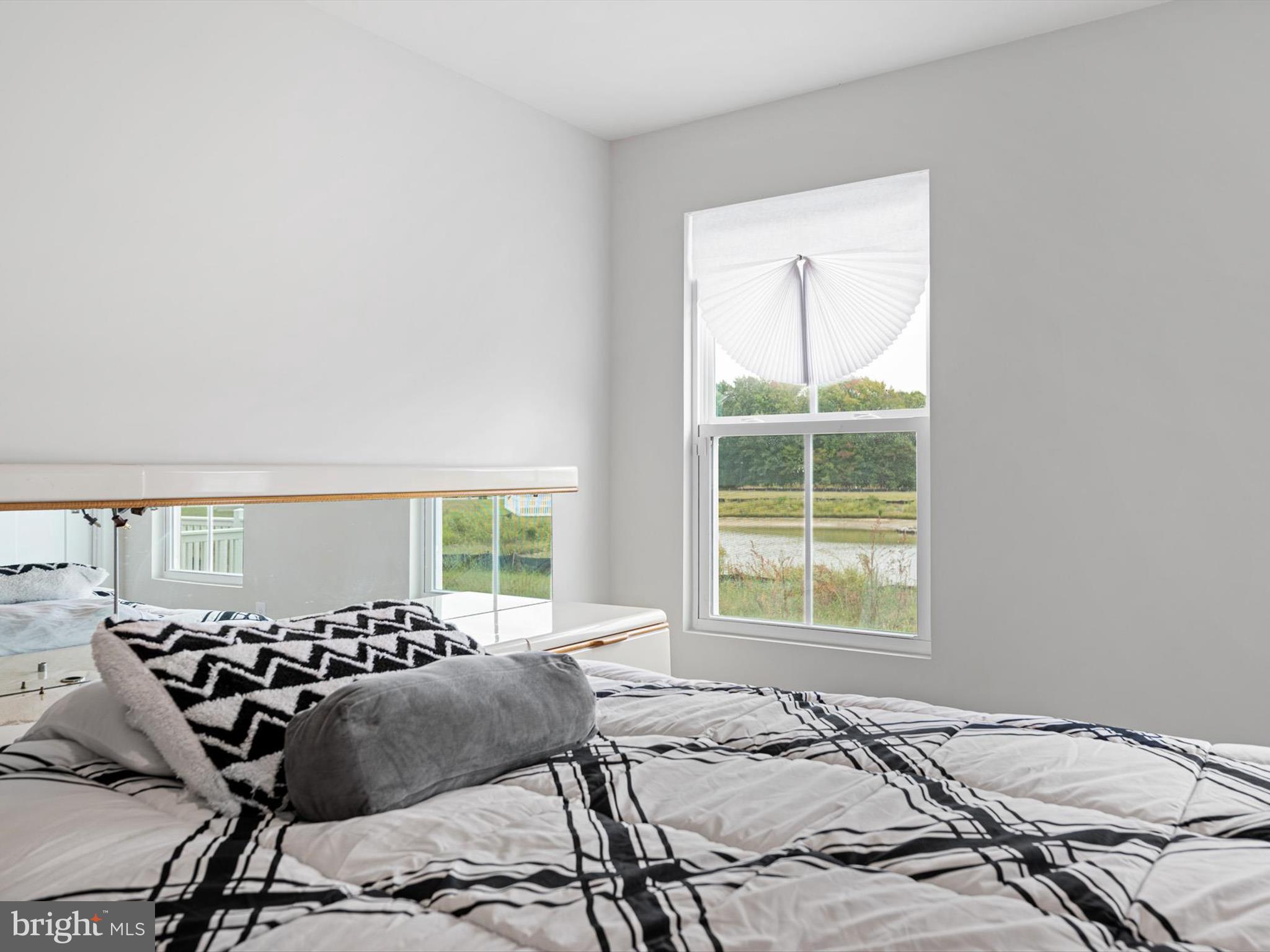 258 Alezach Drive Dover, DE 19901 - Photo 23 of 40 Primary Bedroom Suite