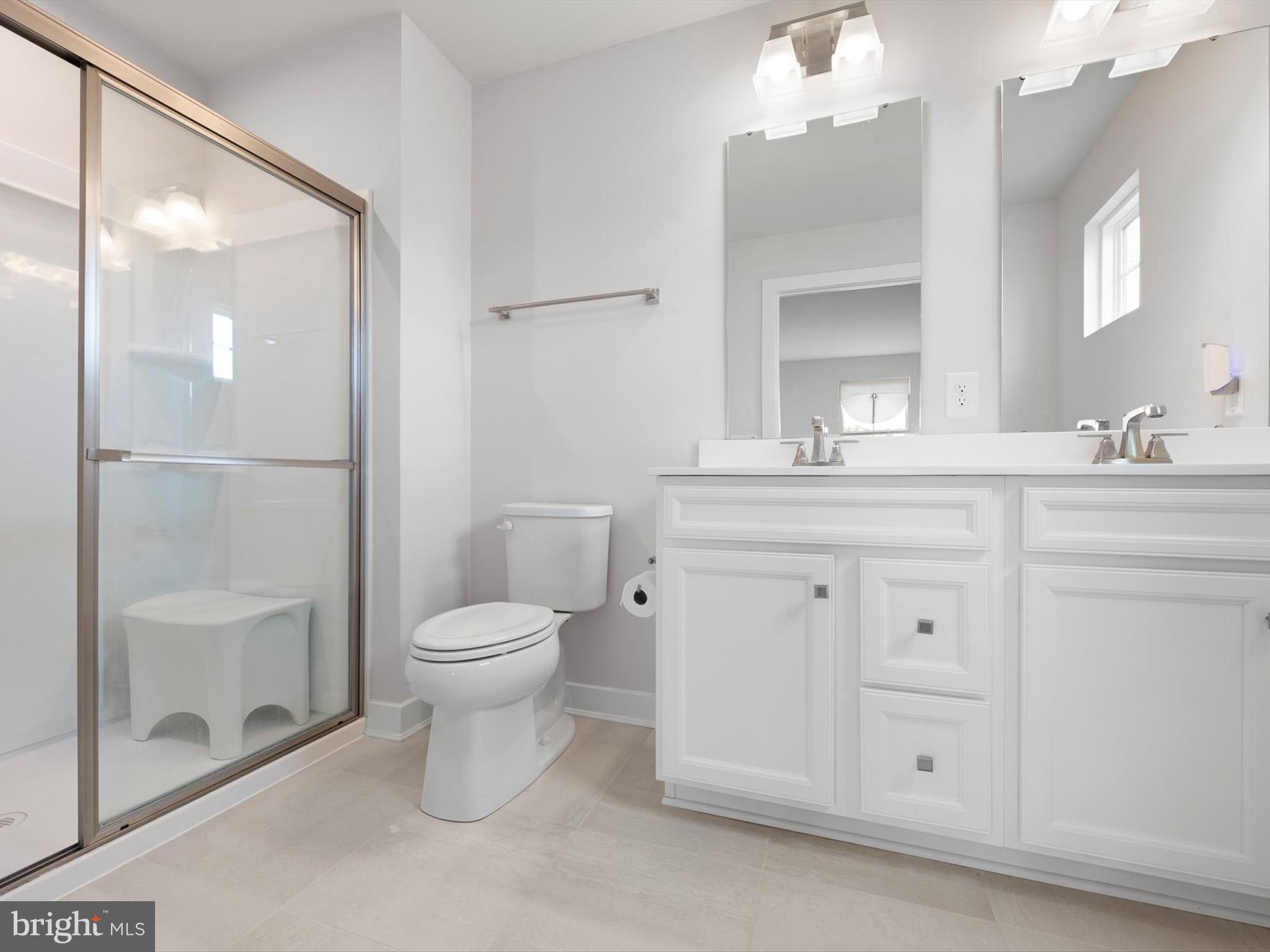 258 Alezach Drive Dover, DE 19901 - Photo 27 of 40 Primary En Suite Bath