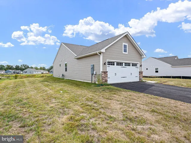 $375,000 | 258 Alezach Drive, Dover, DE 19901