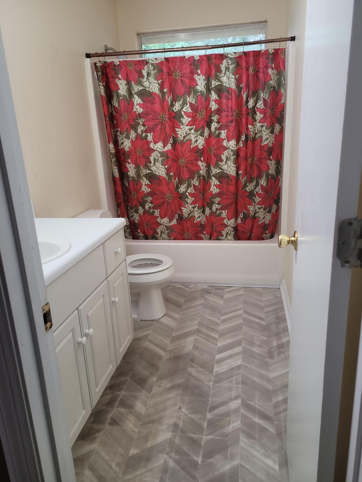 1012 Cedarview Circle Hephzibah, GA 30815 - Photo 14 of 16 1012 Cedarview Circle_ Hall bathroom