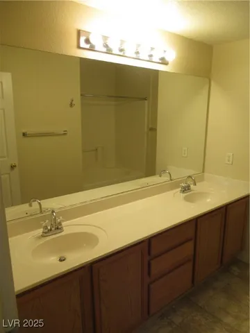 $1,500 | 830 Carnegie Street, Unit 1323, Henderson, NV 89052