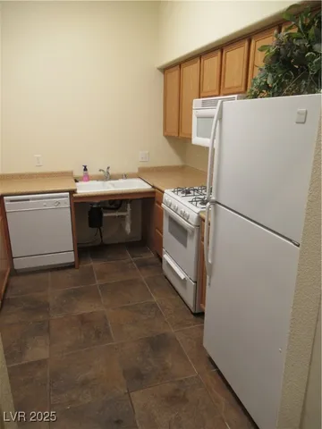 $1,500 | 830 Carnegie Street, Unit 1323, Henderson, NV 89052