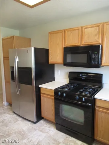 $1,500 | 830 Carnegie Street, Unit 1323, Henderson, NV 89052