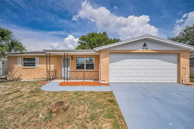 $1,700 | 9100 Lunar Lane, Port Richey, FL 34668