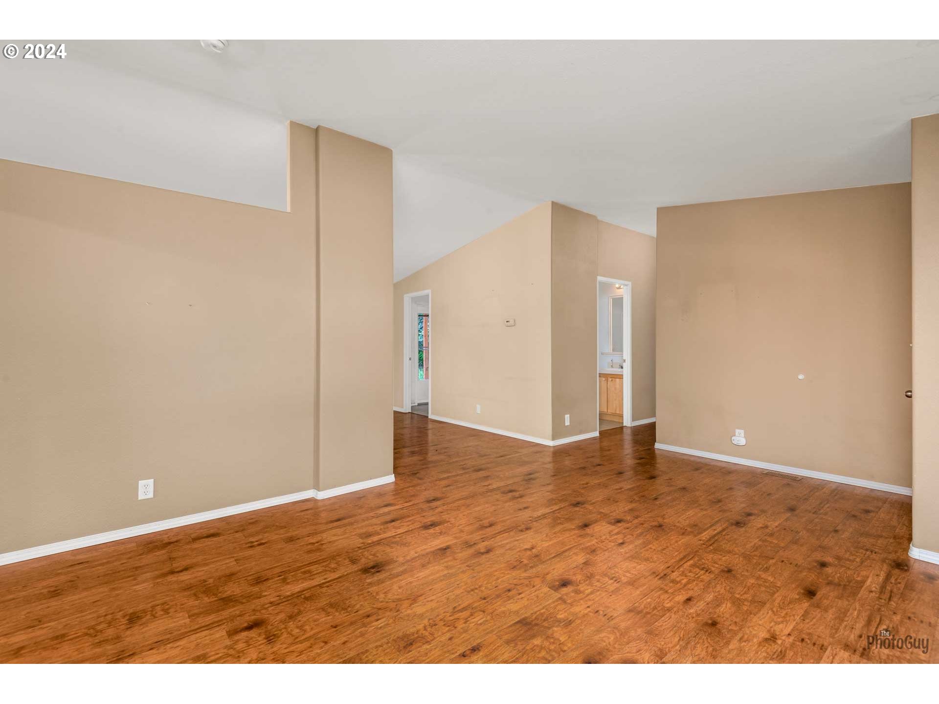 32336 Deberry Road Creswell, OR 97426 - Photo 7 of 48 Gallery Image 7