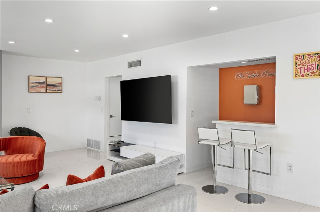 1055 East Racquet Club Road Palm Springs, CA 92262 - Photo 14 of 67