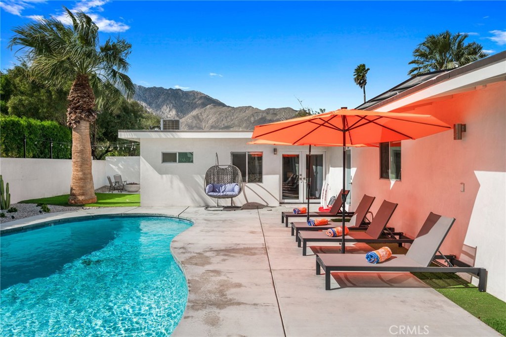 1055 East Racquet Club Road Palm Springs, CA 92262 - Photo 46 of 67