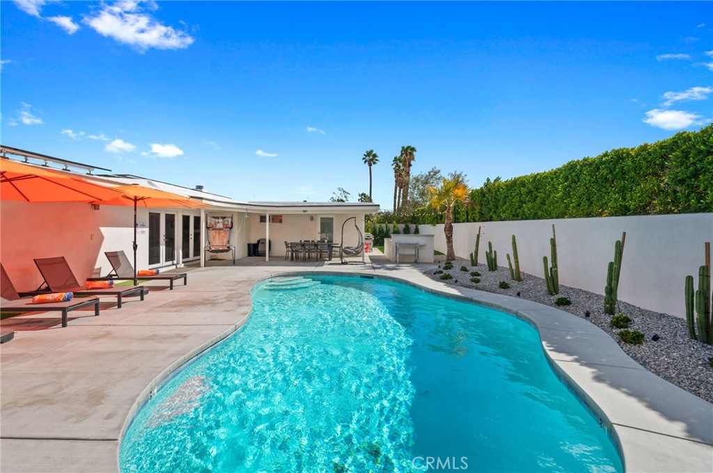 1055 East Racquet Club Road Palm Springs, CA 92262 - Photo 47 of 67