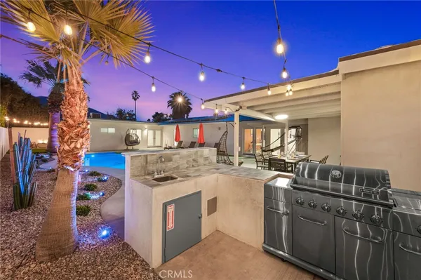 $1,360,000 | 1055 East Racquet Club Road, Palm Springs, CA 92262