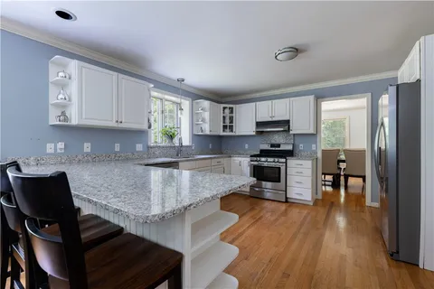 $875,000 | 1081 Mooresfield Road, South Kingstown, RI 02879