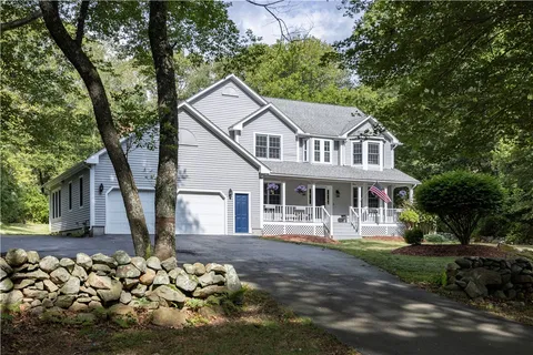$875,000 | 1081 Mooresfield Road, South Kingstown, RI 02879