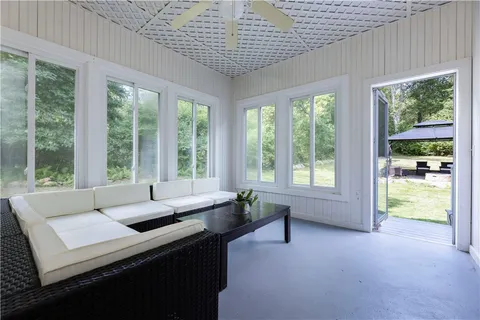 $875,000 | 1081 Mooresfield Road, South Kingstown, RI 02879