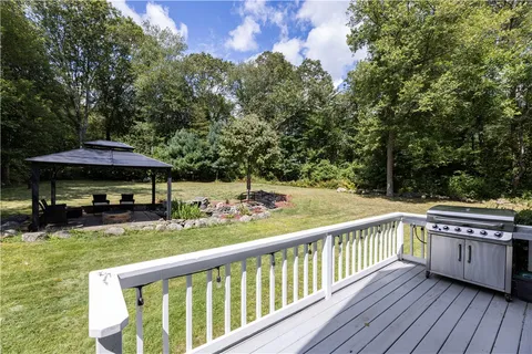 $875,000 | 1081 Mooresfield Road, South Kingstown, RI 02879