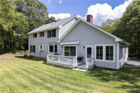 $875,000 | 1081 Mooresfield Road, South Kingstown, RI 02879