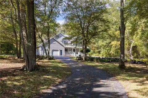 $875,000 | 1081 Mooresfield Road, South Kingstown, RI 02879