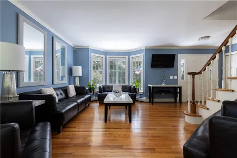 $875,000 | 1081 Mooresfield Road, South Kingstown, RI 02879