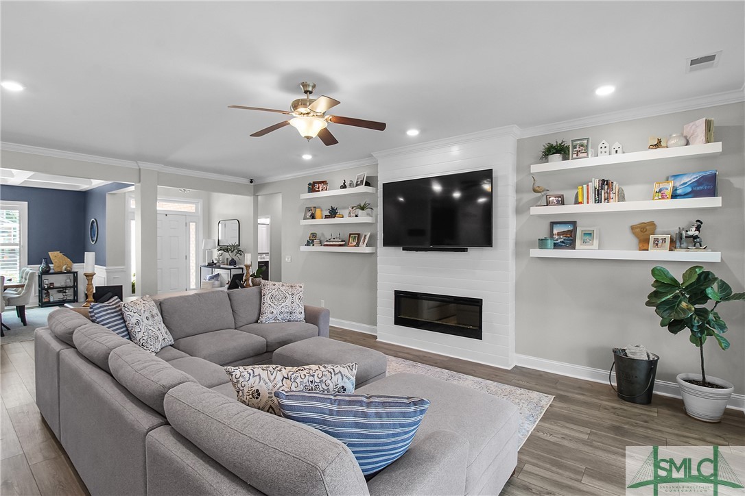 122 Champlain Drive Pooler, GA 31322 - Photo 6 of 50 Family Room