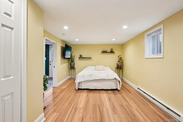 $519,000 | 3 Garden Drive, New Windsor, NY 12553