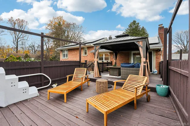 $519,000 | 3 Garden Drive, New Windsor, NY 12553