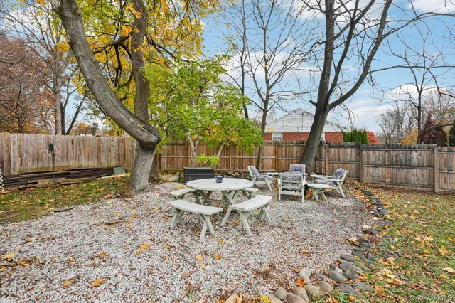 $519,000 | 3 Garden Drive, New Windsor, NY 12553