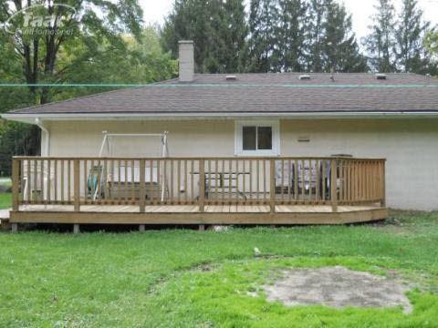 7575 Moorish Road Bridgeport, MI 48722 - Photo 2 of 14 20350659-1.JPG
