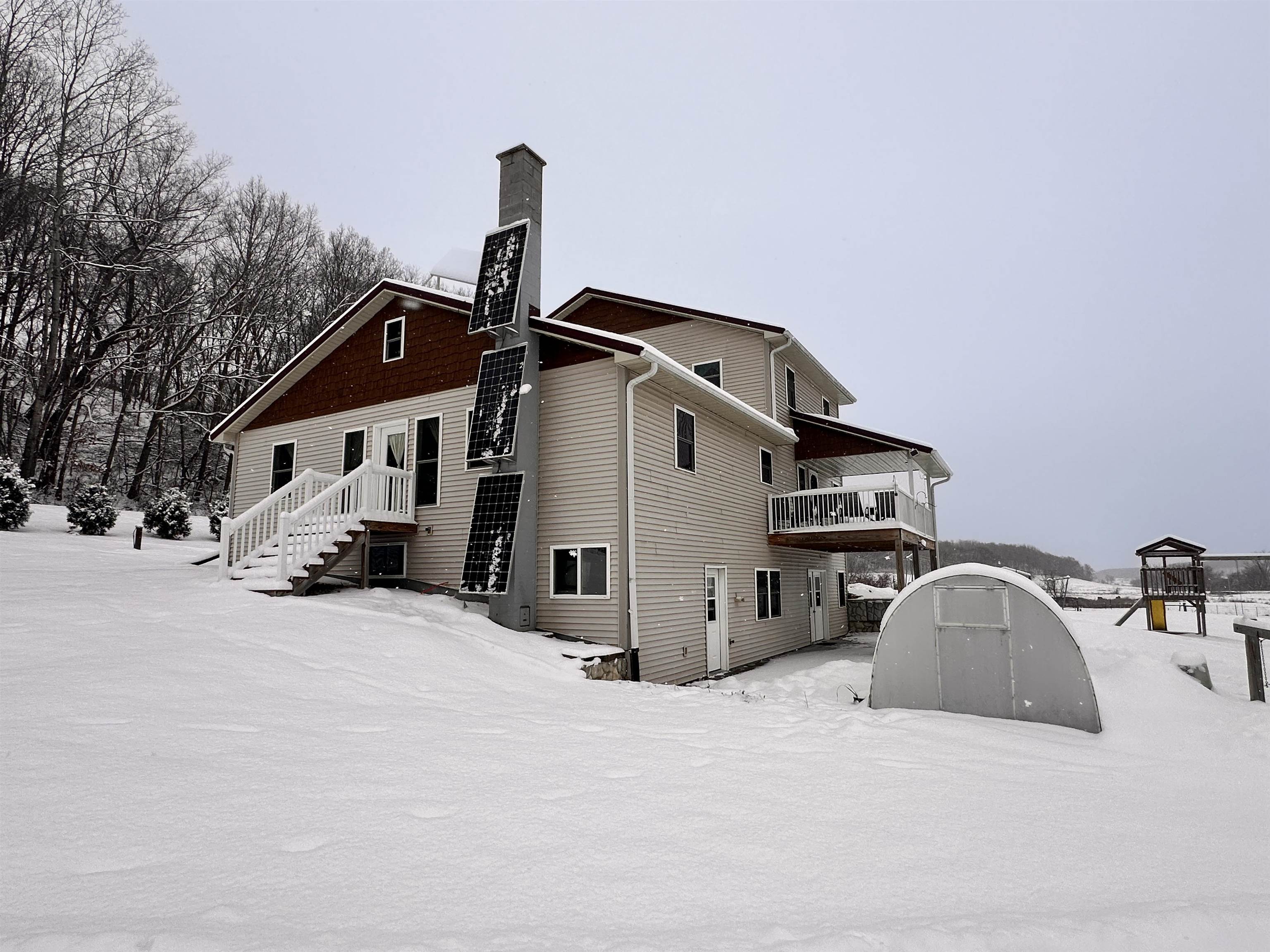 S6720 Eli Valley Road Loganville, WI 53943 - Photo 4 of 60