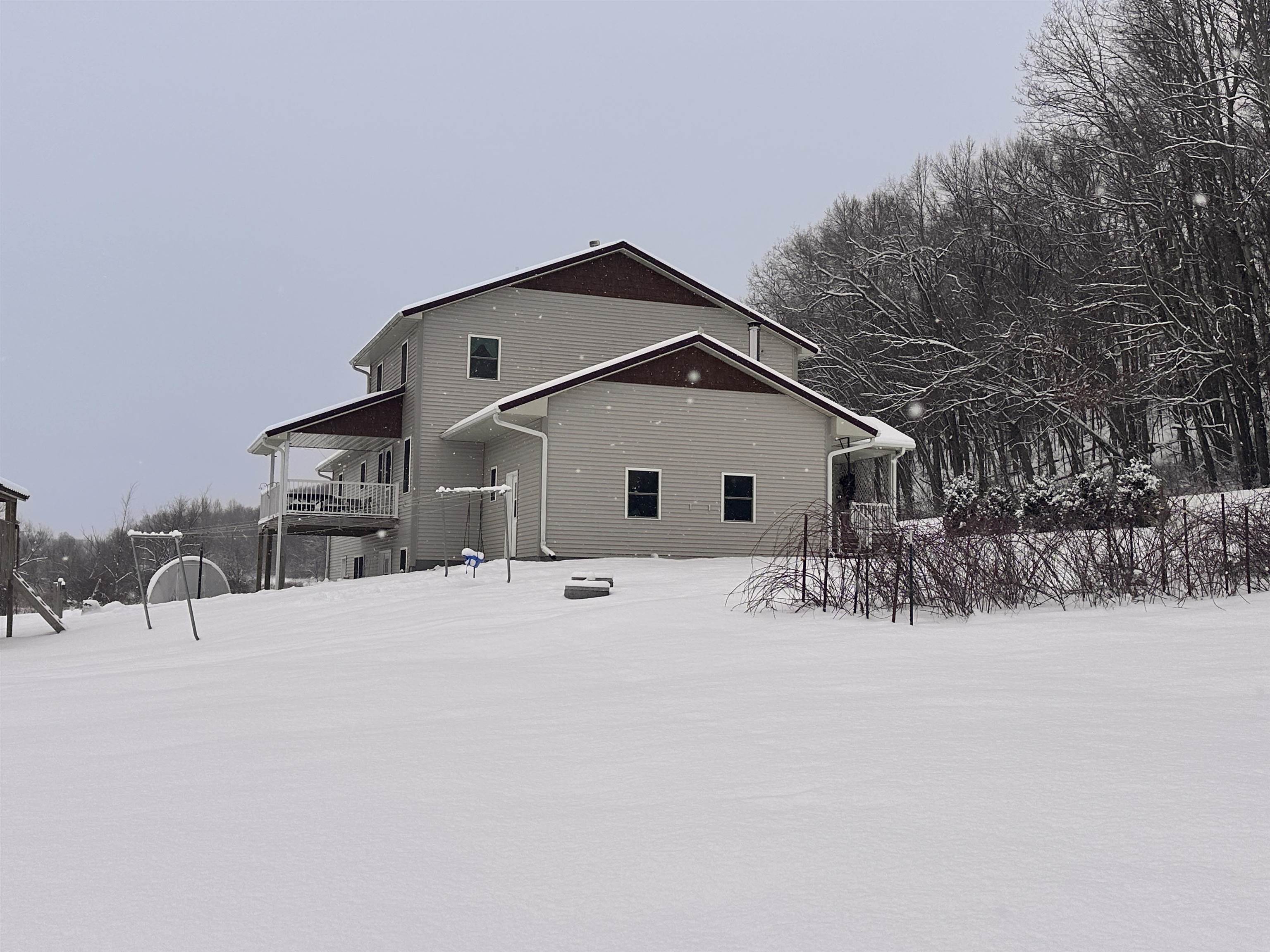 S6720 Eli Valley Road Loganville, WI 53943 - Photo 6 of 60