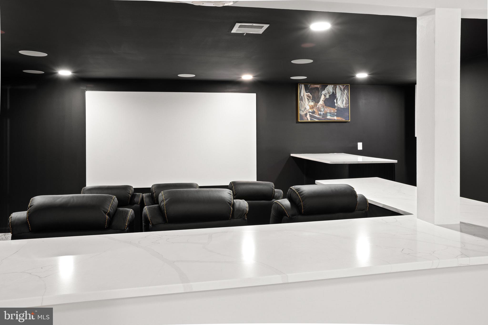 2154 Gorton Road Macungie, PA 18062 - Photo 33 of 49 a black and white room with furniture