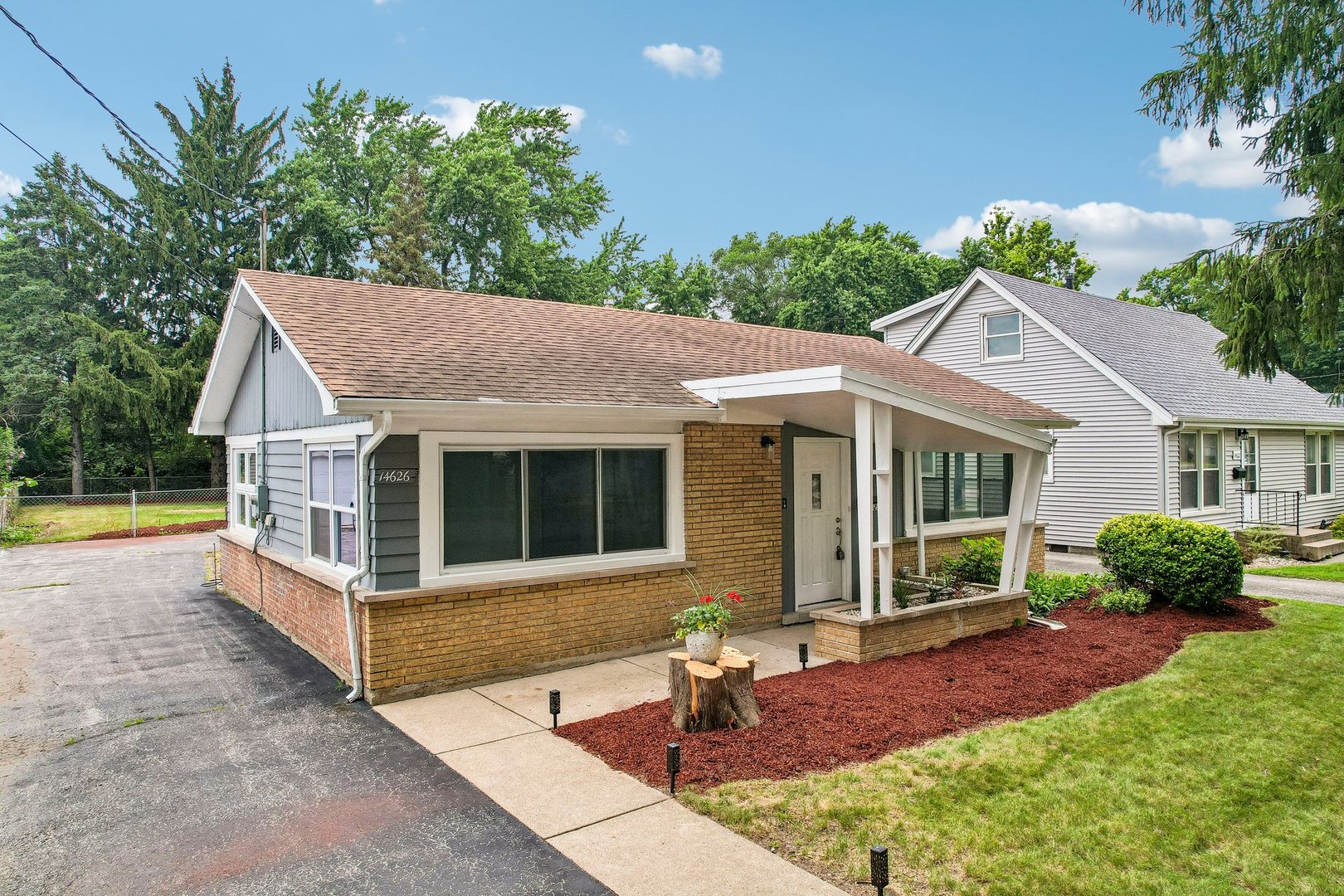 14626 Abbottsford Road Midlothian, IL 60445 - Photo 3 of 25