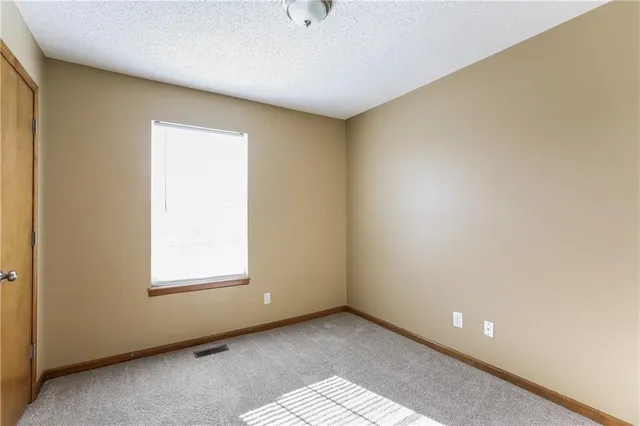 $1,845 | 2300 Valley N/a Pleasant Hill, Pleasant Hill, MO 64080